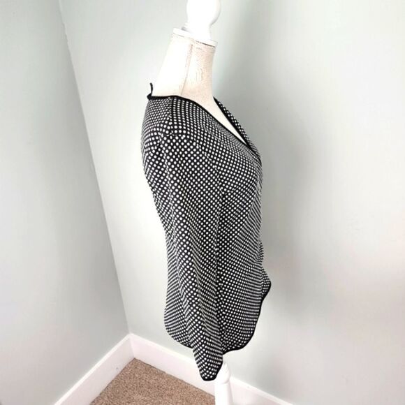 Max Edition Women’s Faux Wrap Long Sleeve Polka Dot Top Size Medium - Picture 3 of 6